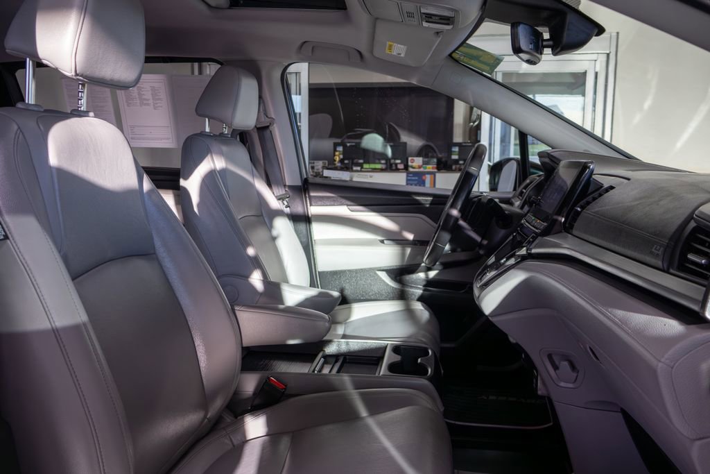 Used 2021 Honda Odyssey EX-L image 12