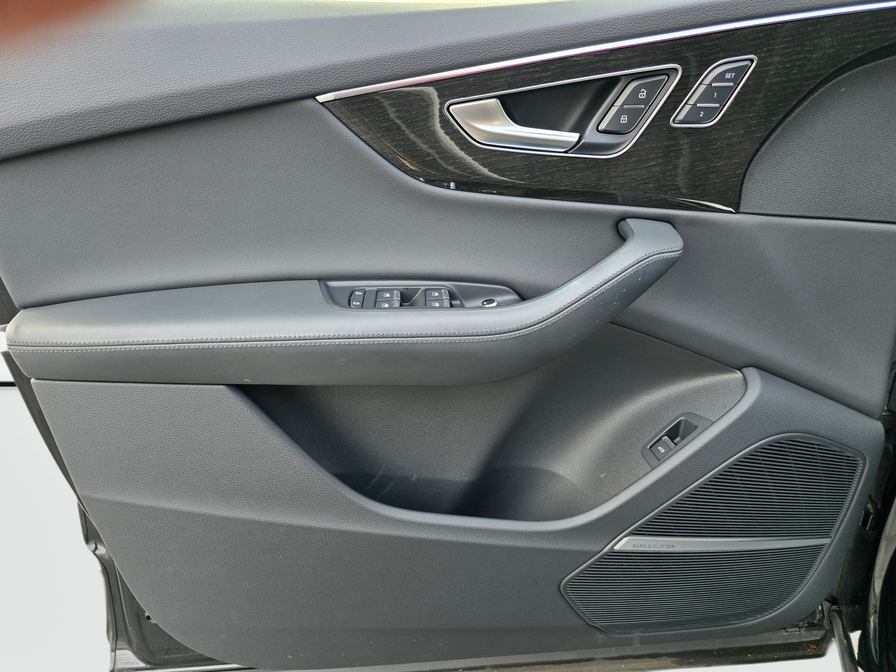 Used 2022 Audi Q7 3.0T Premium Plus AWD/4WD image 16