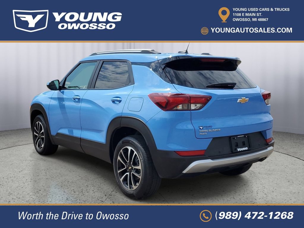 Used 2024 Chevrolet TrailBlazer LT w/ LT Cold Weather Package AWD/4WD image 4
