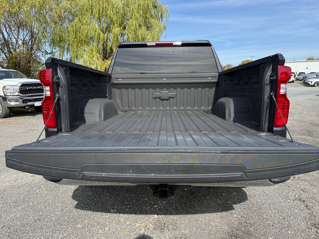Used 2023 Chevrolet Silverado 1500 LT w/ Protection Package image 17