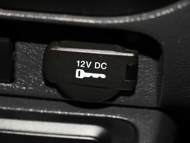 Used 2017 Jeep Patriot 75th Anniversary w/ Power Value Group image 28