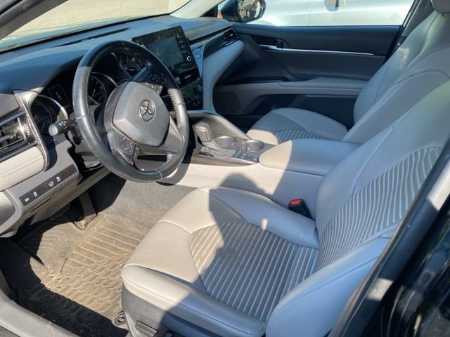 Used 2022 Toyota Camry SE FWD image 11