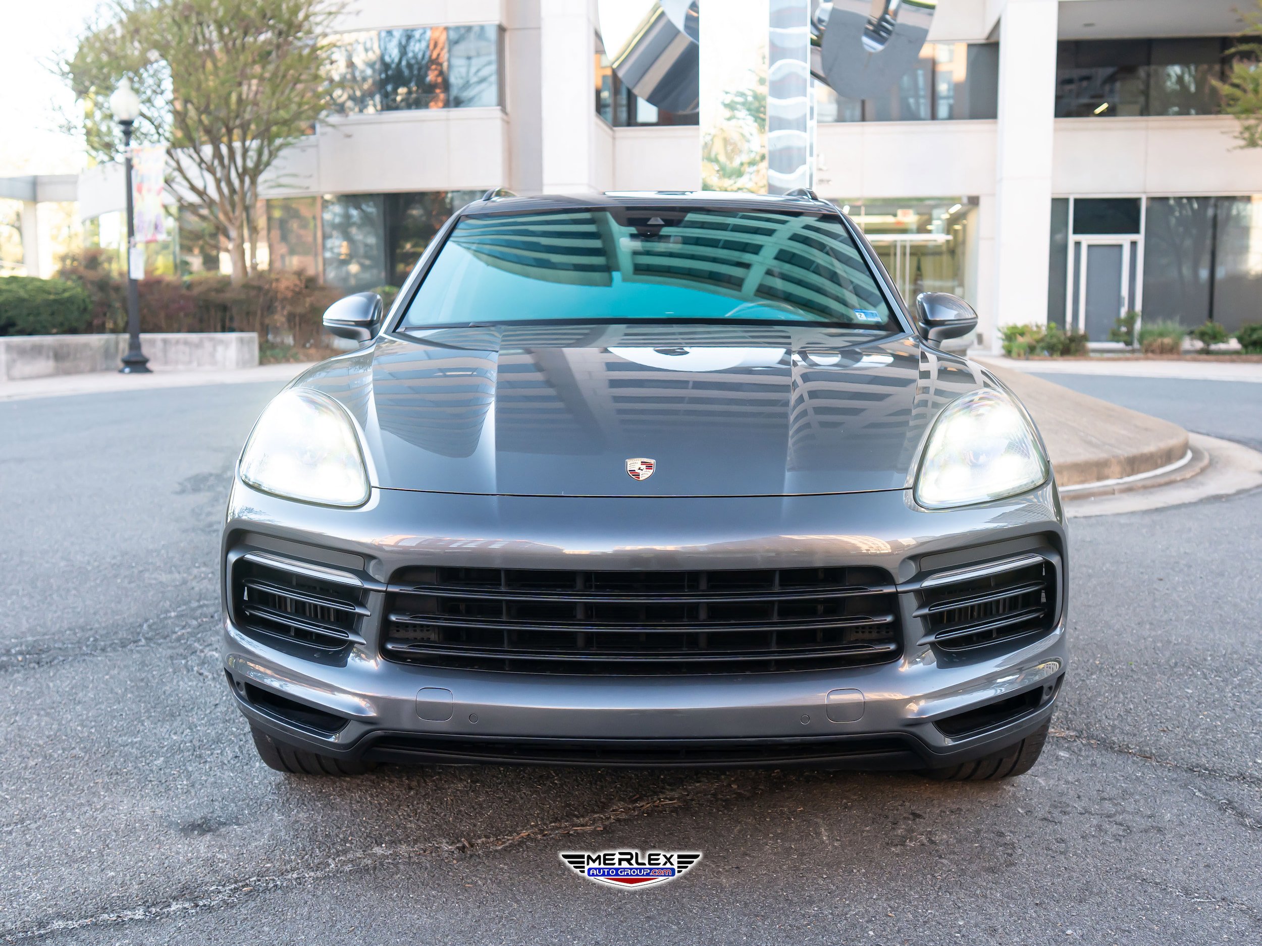 Used 2019 Porsche Cayenne S w/ Premium Plus Package AWD/4WD image 2