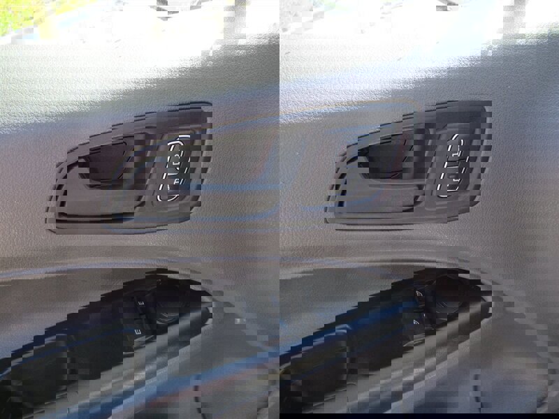 Used 2022 Ford Transit Connect XL image 16