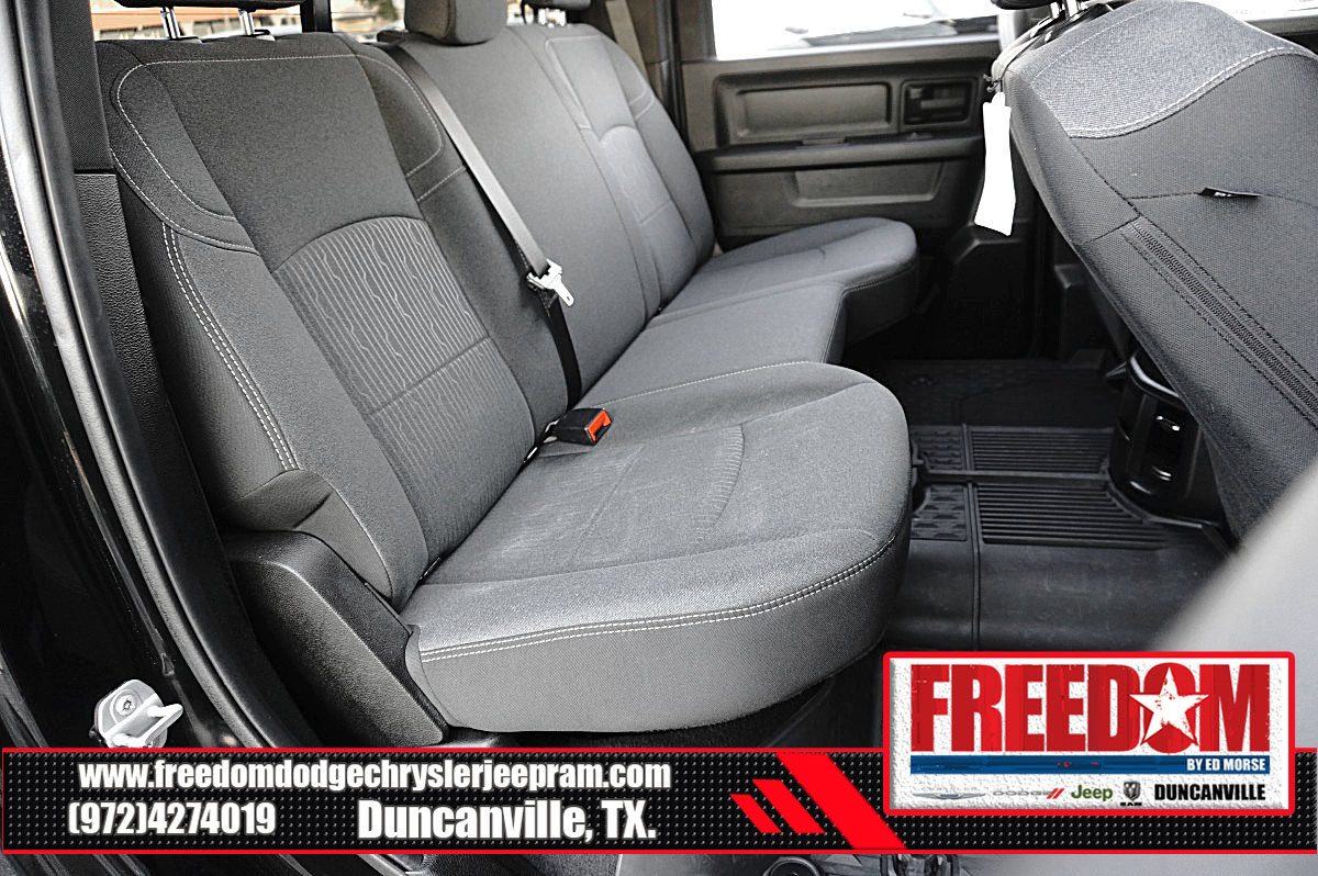 Used 2024 RAM 3500 Tradesman w/ Chrome Appearance Group AWD/4WD image 15