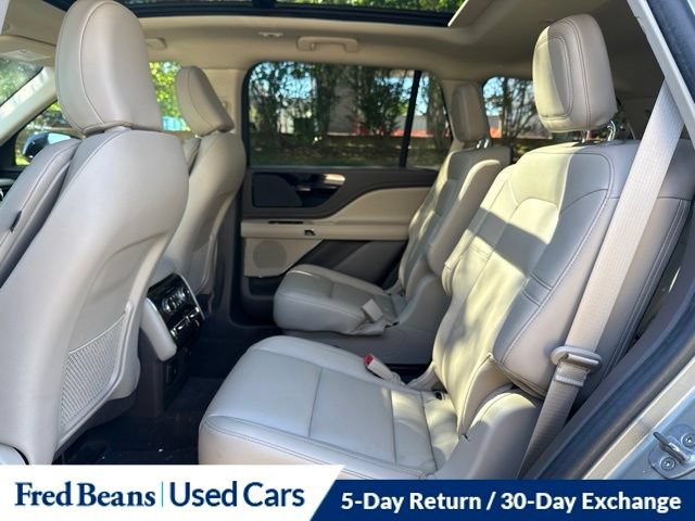 Certified 2023 Lincoln Aviator AWD w/ Premium Package image 16