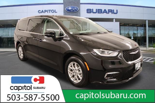 Used 2024 Chrysler Pacifica Touring-L