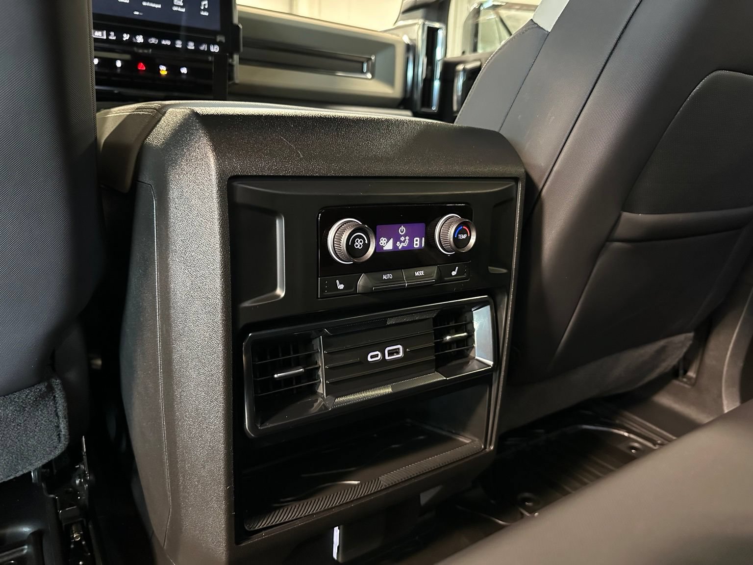 Used 2026 GMC Hummer EV SUV AWD/4WD image 44