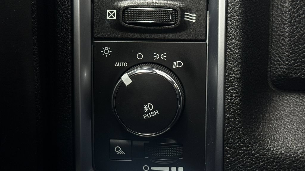 Used 2016 RAM 1500 Limited AWD/4WD image 24