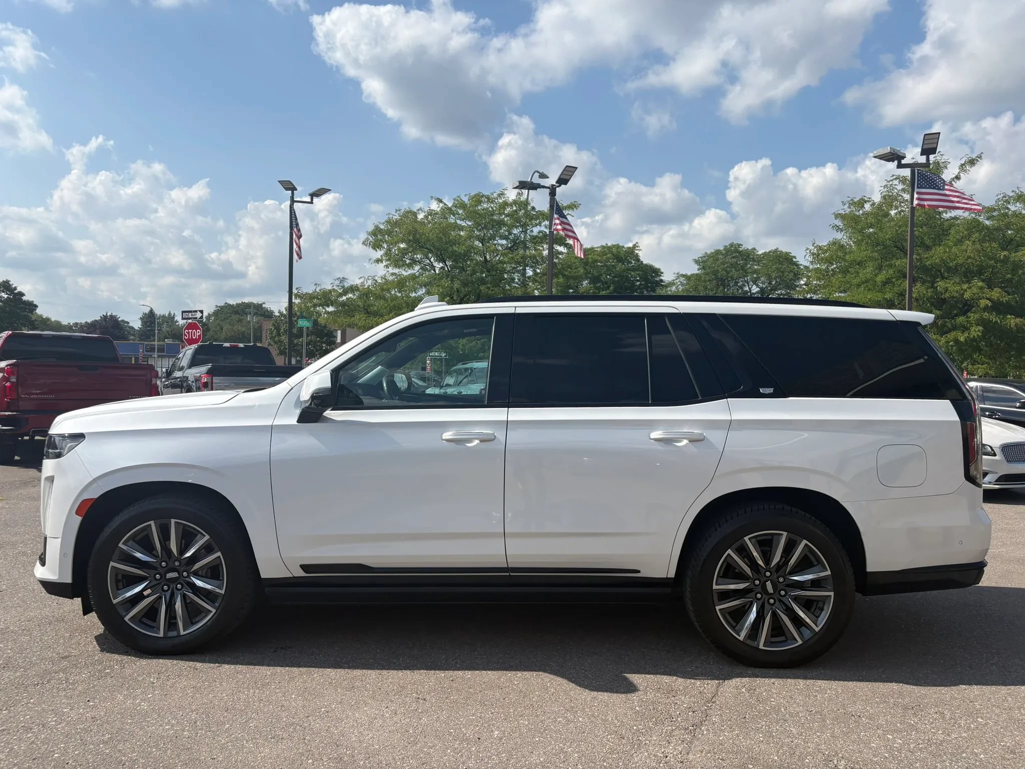 Used 2022 Cadillac Escalade Sport Platinum AWD/4WD image 8