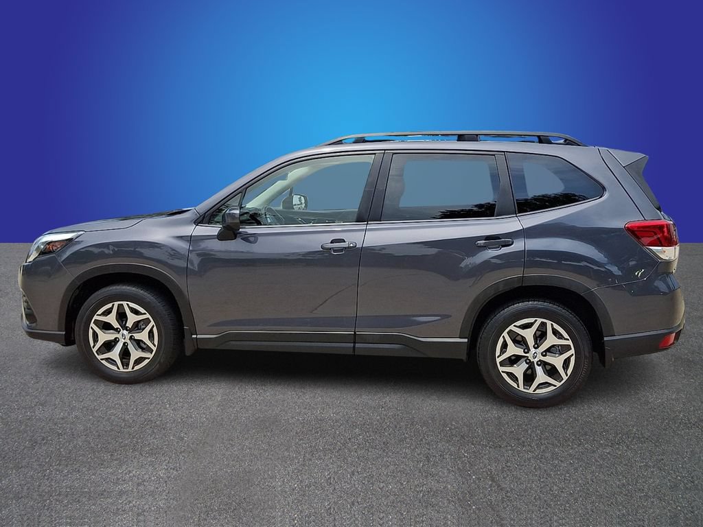 Used 2023 Subaru Forester Premium AWD/4WD image 7