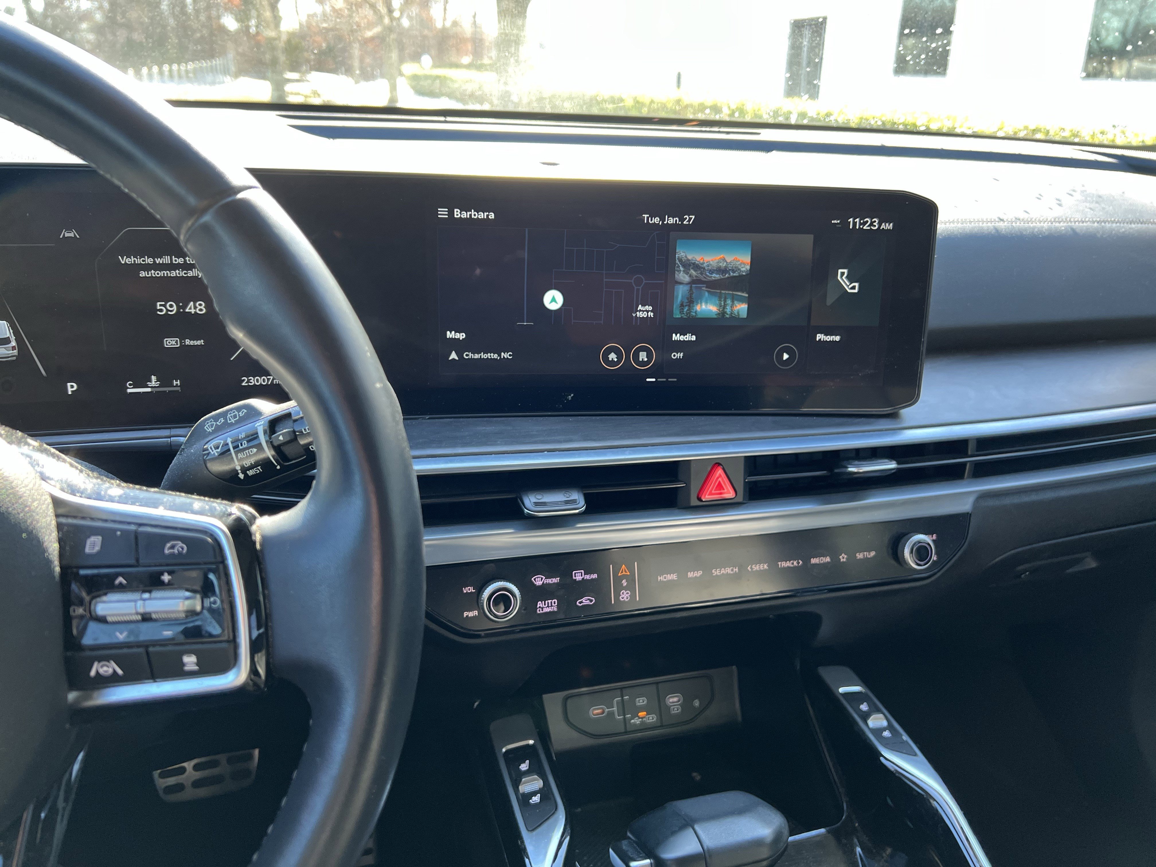 Used 2024 Kia Sorento SX image 32