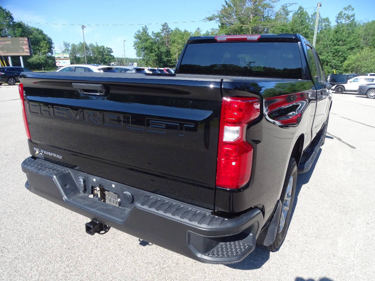 Used 2024 Chevrolet Silverado 1500 4x4 Crew Cab w/ Z71 w/ WT Value Package image 8
