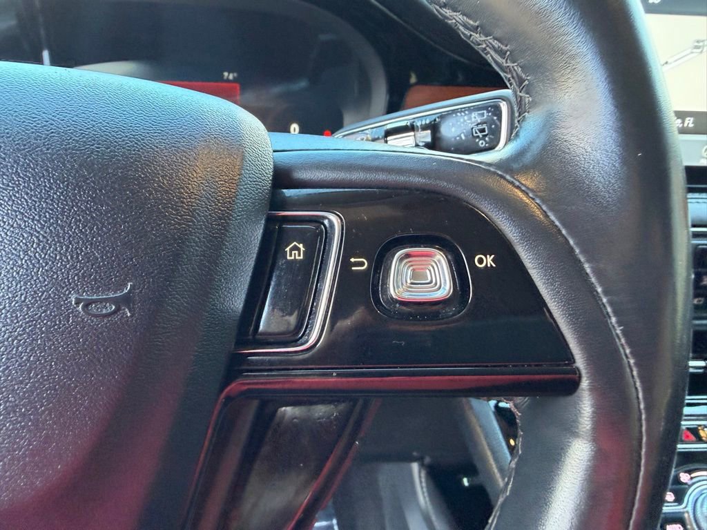 Used 2022 Lincoln Corsair Reserve w/ Sport Package image 23