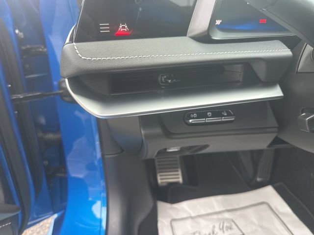 New 2026 Chevrolet Corvette Stingray Coupe w/ Battery Protection Package image 18