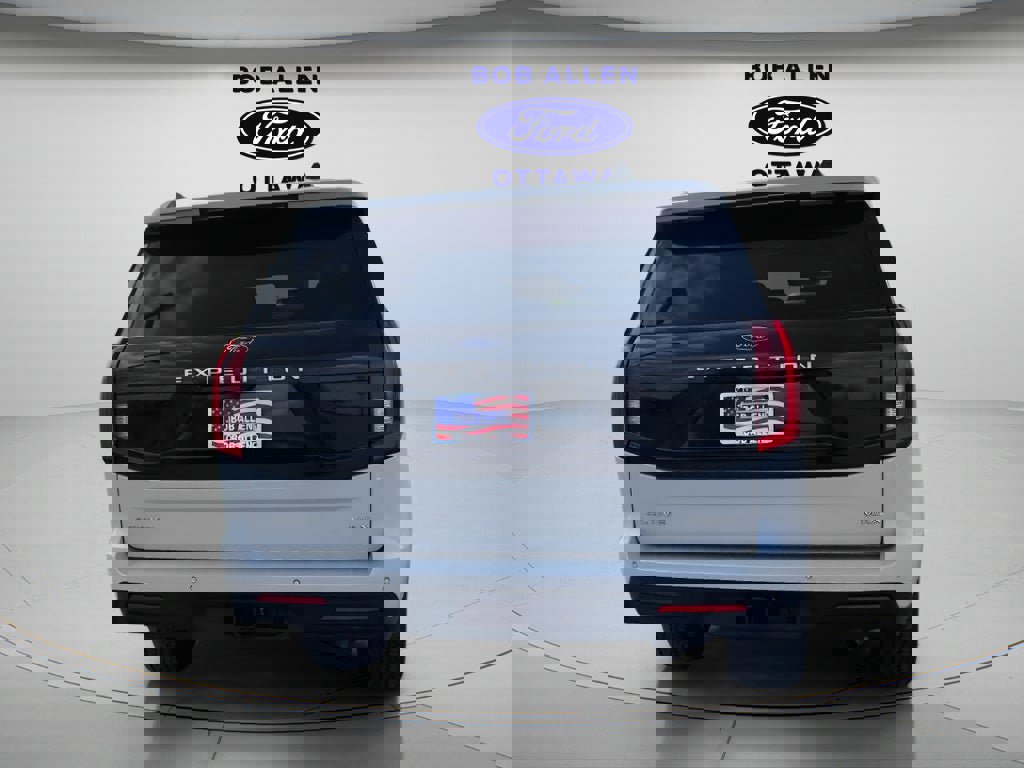 Used 2025 Ford Expedition Max Active image 4