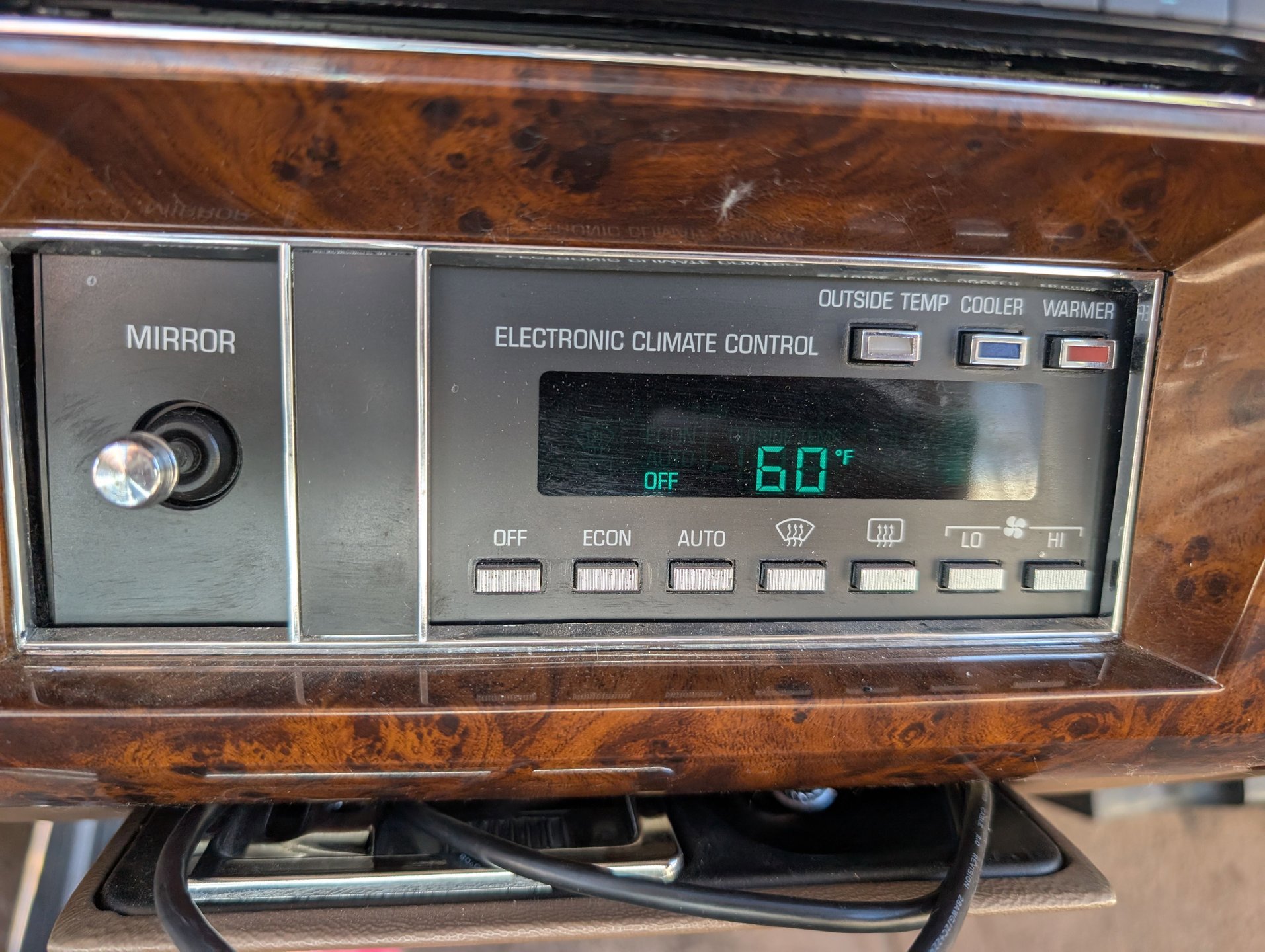 Used 1990 Cadillac Brougham image 74