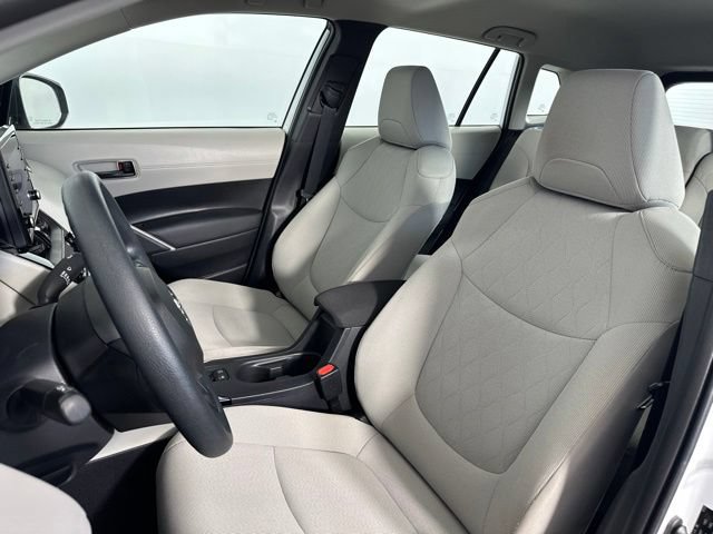 Used 2022 Toyota Corolla Cross L AWD/4WD image 17