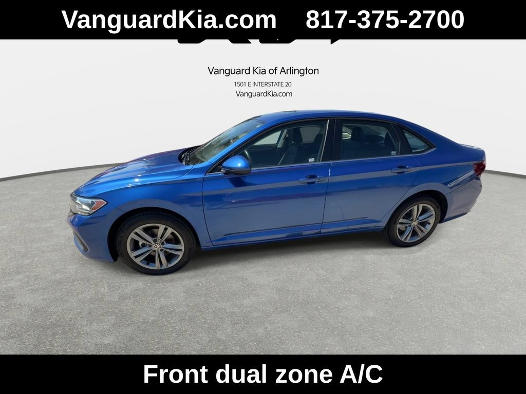 Used 2024 Volkswagen Jetta SE FWD image 5