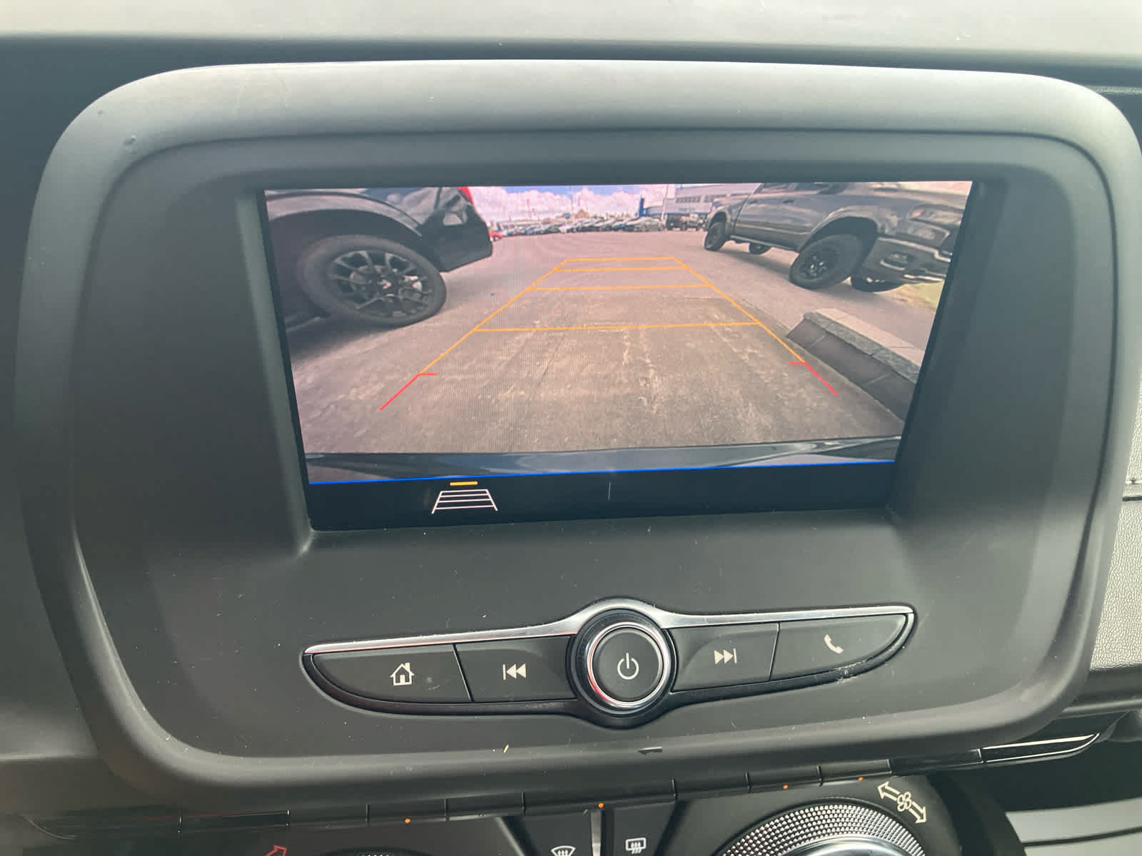Used 2020 Chevrolet Camaro LS RWD image 23