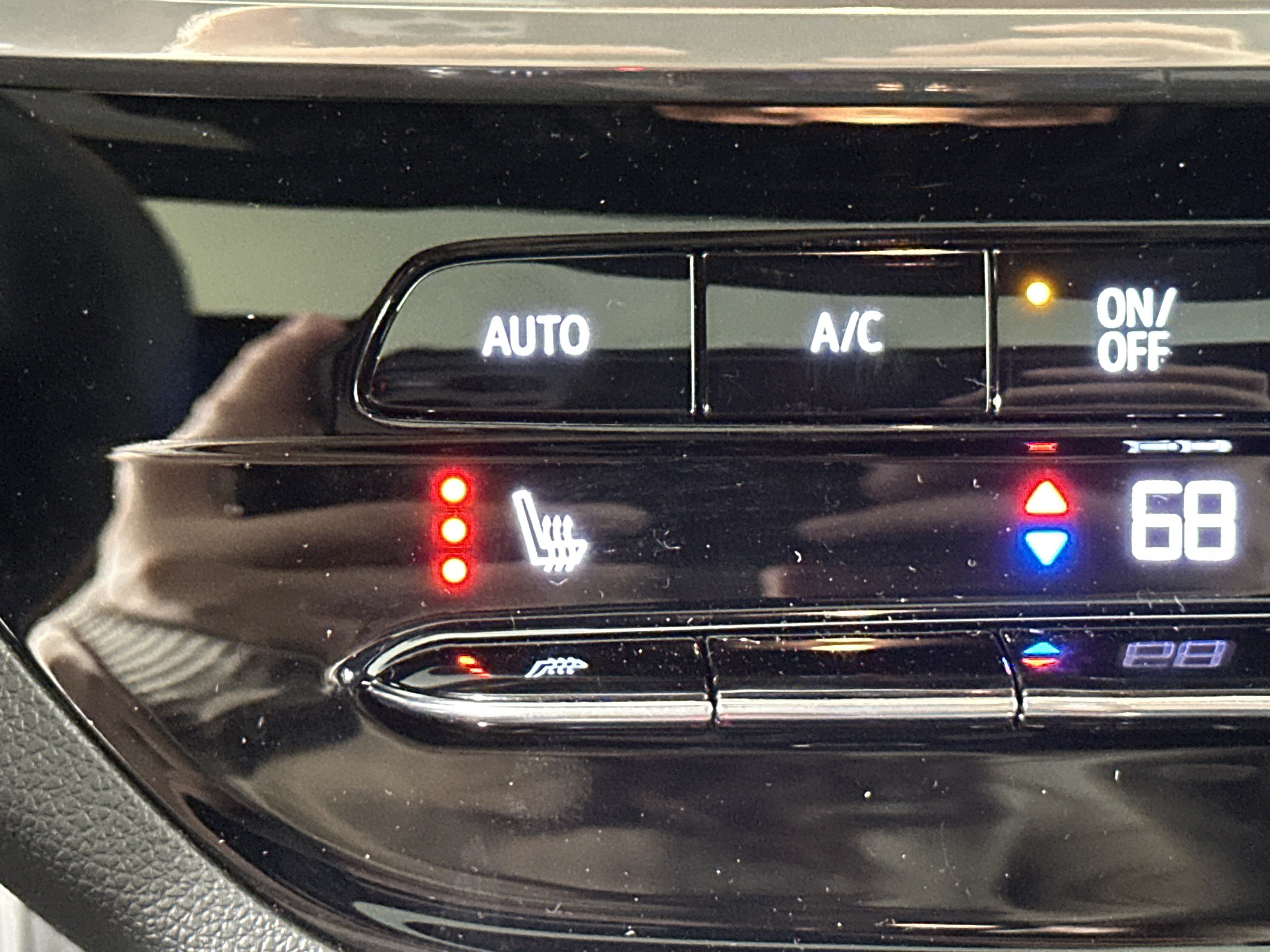 Certified 2024 Buick Envista Avenir image 25