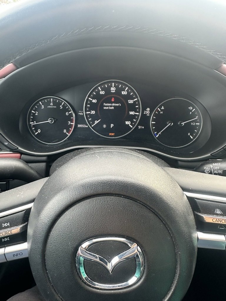 Used 2020 MAZDA MAZDA3 Premium image 3