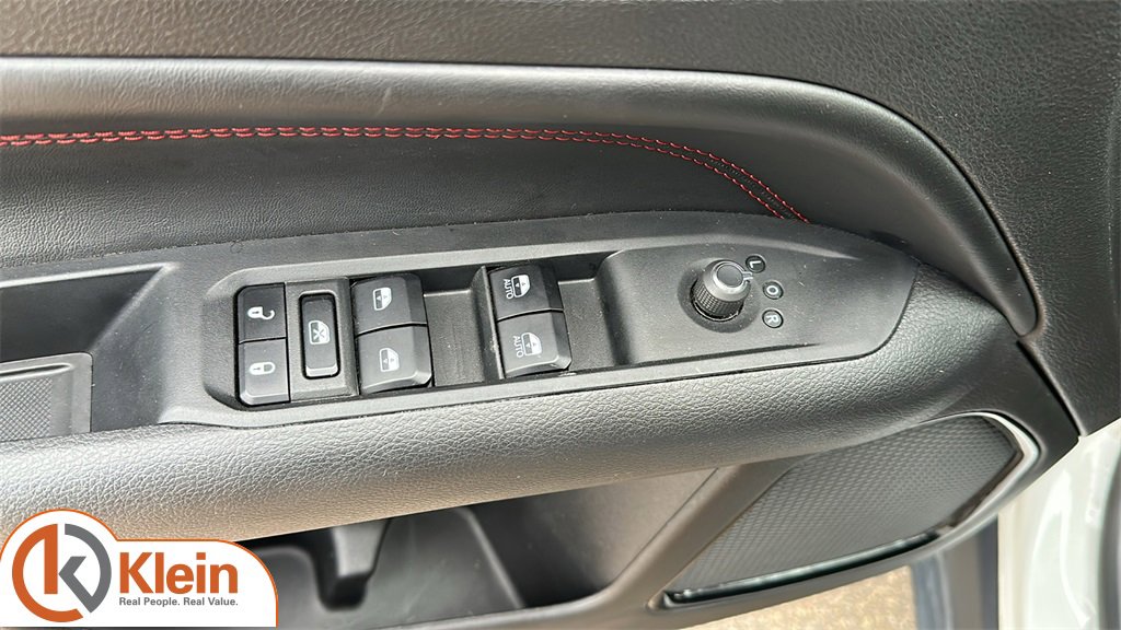 Used 2024 Jeep Compass Trailhawk image 13