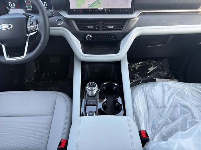 New 2026 Ford Explorer Platinum w/ LUX Leather Package image 19
