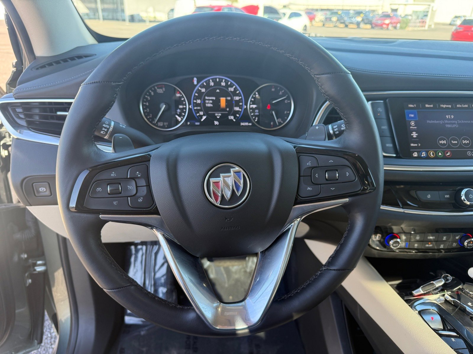 Used 2023 Buick Enclave Avenir w/ Avenir Technology Package AWD/4WD image 13