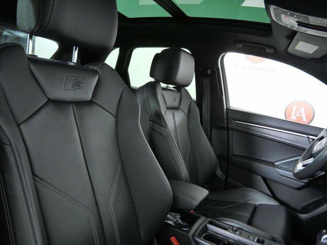 Used 2025 Audi Q3 2.0T Premium w/ Convenience Package AWD/4WD image 12