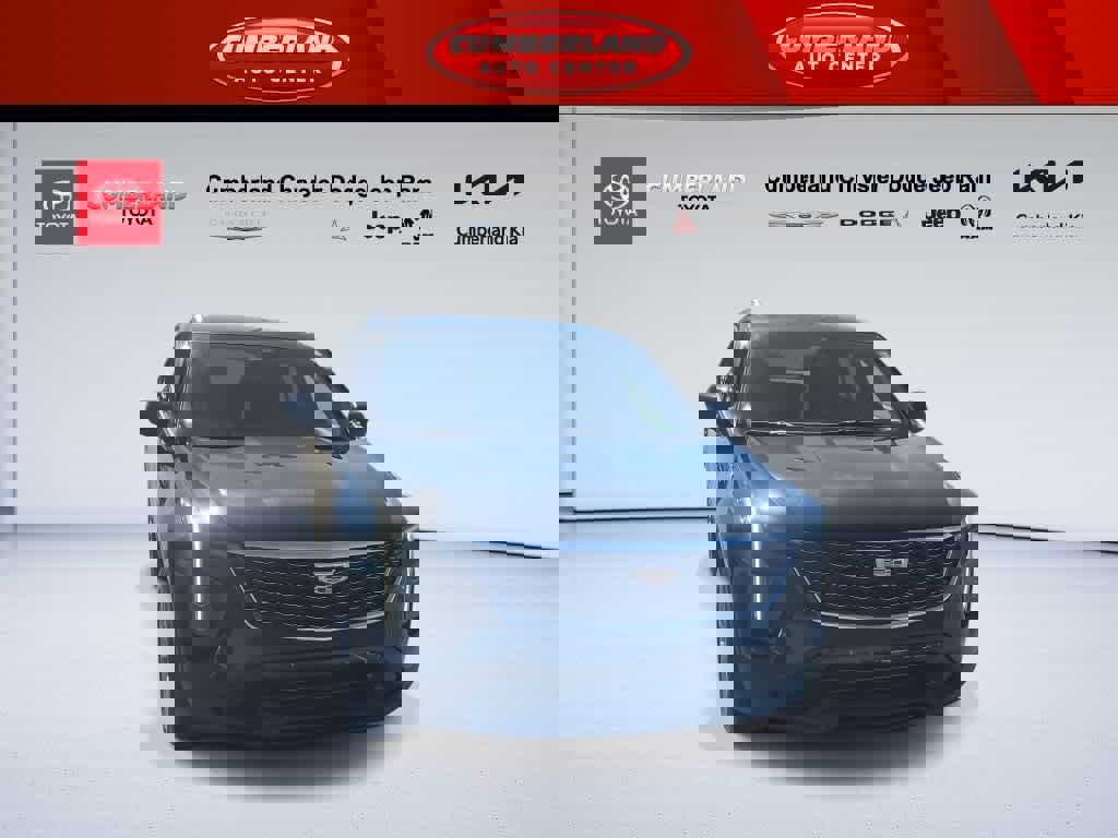 Used 2024 Cadillac XT4 Premium Luxury image 3