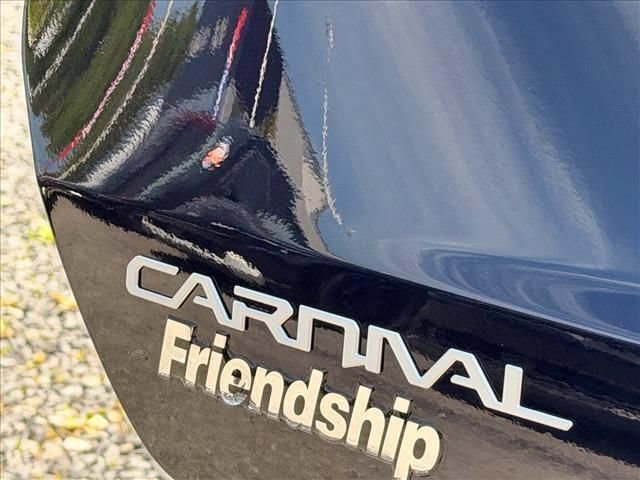 New 2026 Kia Carnival EX FWD image 26