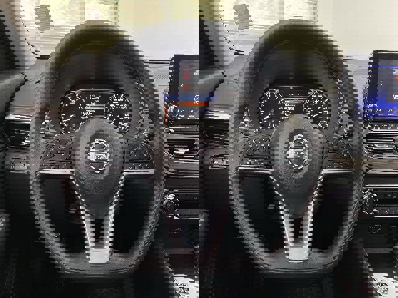 Used 2025 Nissan Altima 2.5 SV image 20