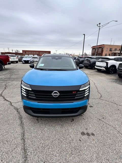 New 2025 Nissan Kicks SR image 2