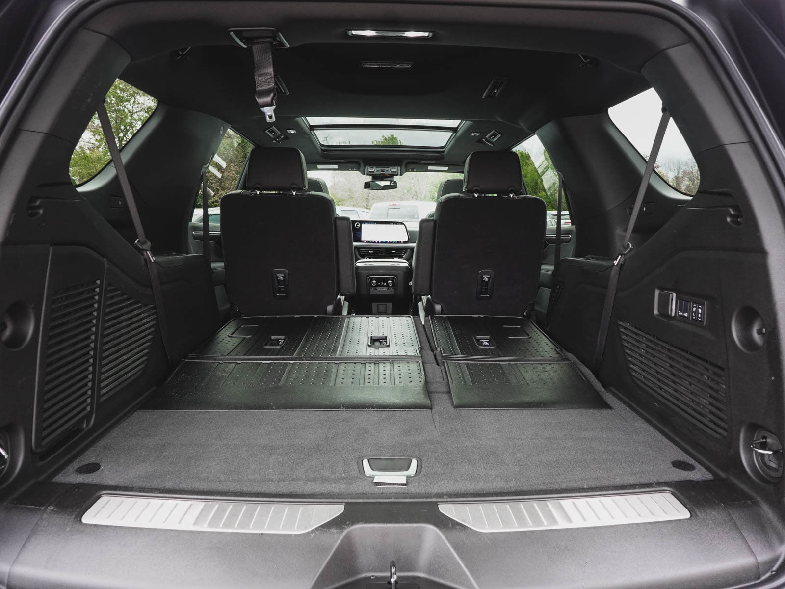 Used 2025 Chevrolet Tahoe Premier w/ Sun And Tow Package image 48