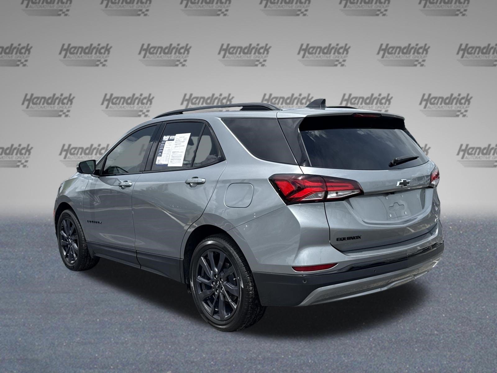 Used 2024 Chevrolet Equinox RS FWD image 8
