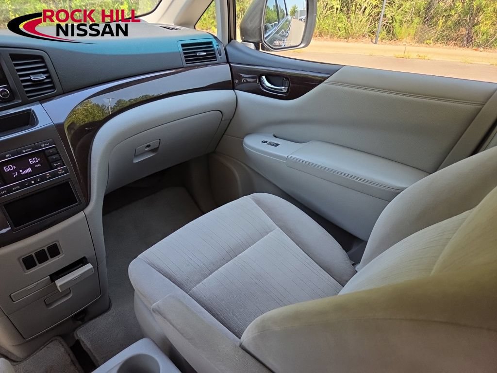 Used 2017 Nissan Quest SV FWD image 26