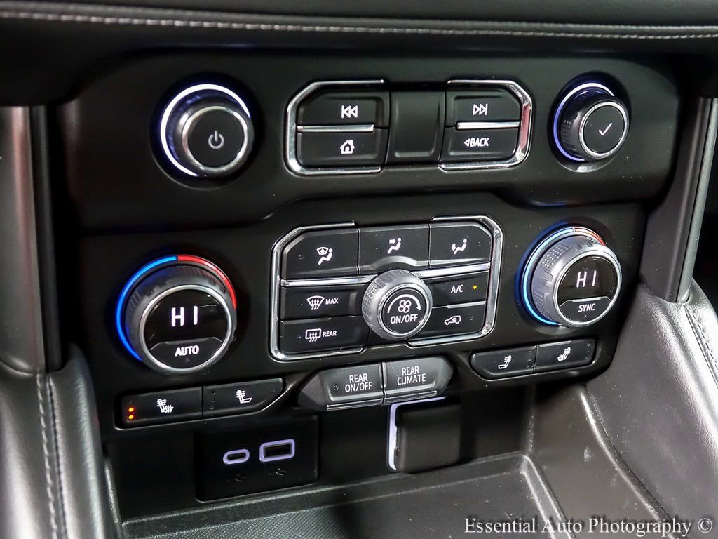 Used 2022 Chevrolet Tahoe Z71 w/ Luxury Package AWD/4WD image 19