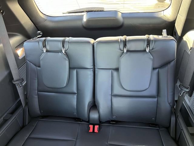 New 2026 Ford Explorer ST-Line w/ ST-Line Street Pack image 25