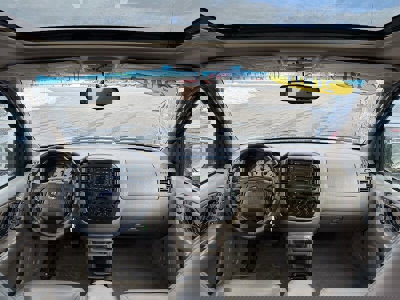 Used 2001 Ford Escape XLT image 17