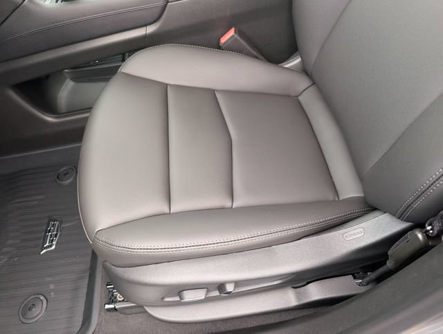 New 2026 Cadillac XT5 Luxury w/ LPO, ONYX Package AWD/4WD image 22