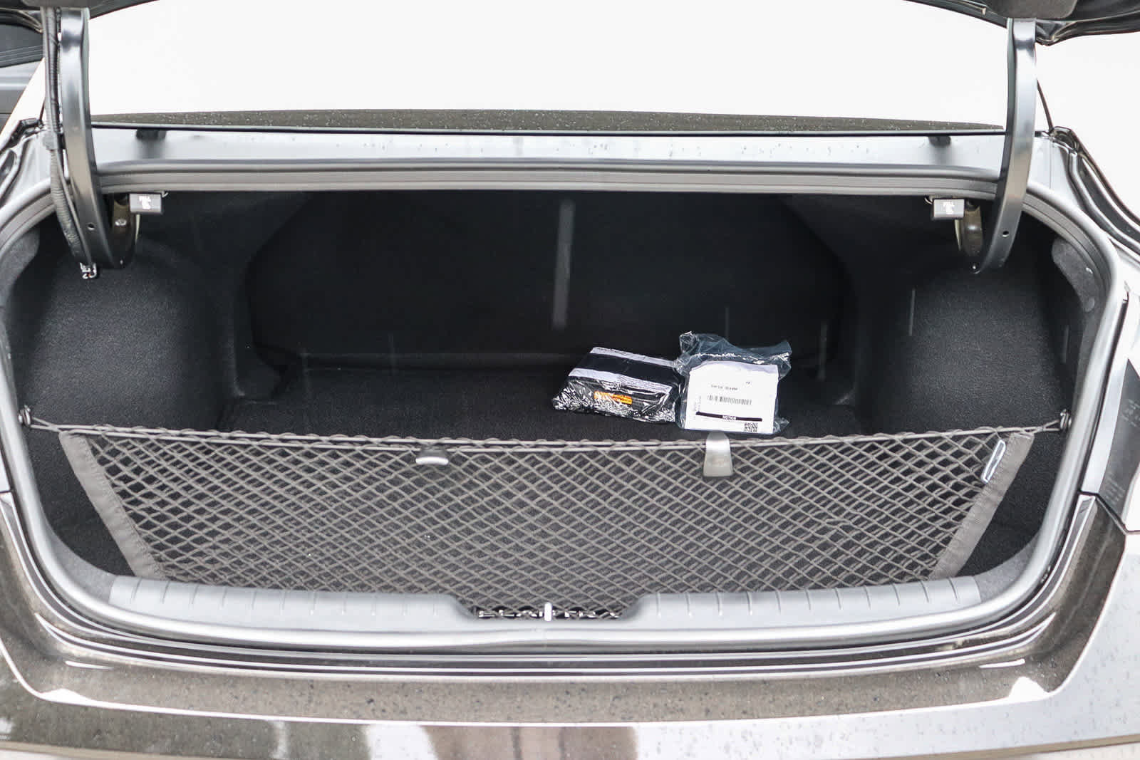 New 2026 Hyundai Elantra Blue FWD image 13