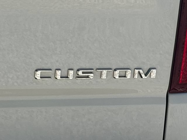 Used 2022 Chevrolet Silverado 1500 Custom AWD/4WD image 13