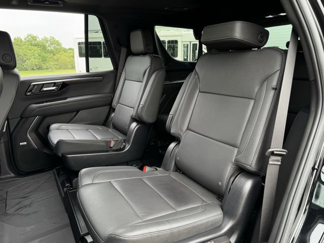 Used 2025 Chevrolet Tahoe Z71 w/ Comfort Package AWD/4WD image 26