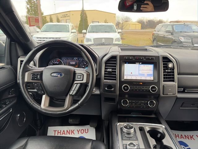 Used 2019 Ford Expedition XLT w/ Equipment Group 202A AWD/4WD image 14