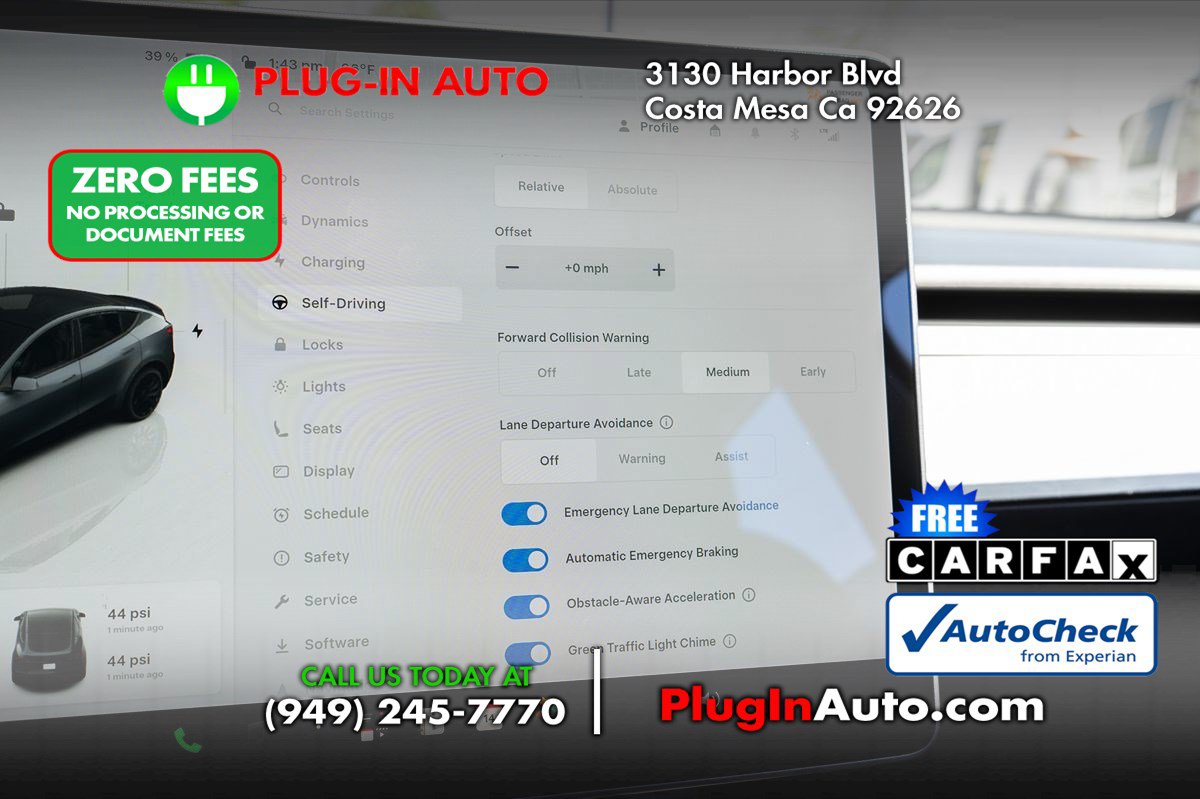 Used 2022 Tesla Model Y Performance AWD/4WD image 25