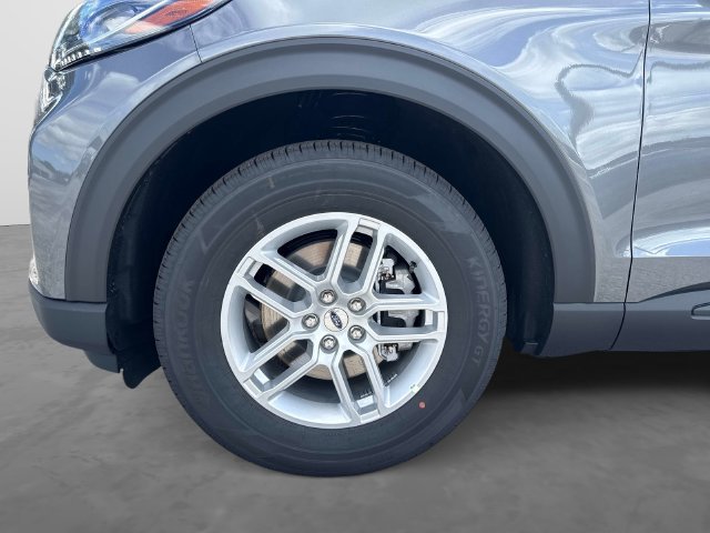 New 2027 Ford Explorer Active RWD image 11