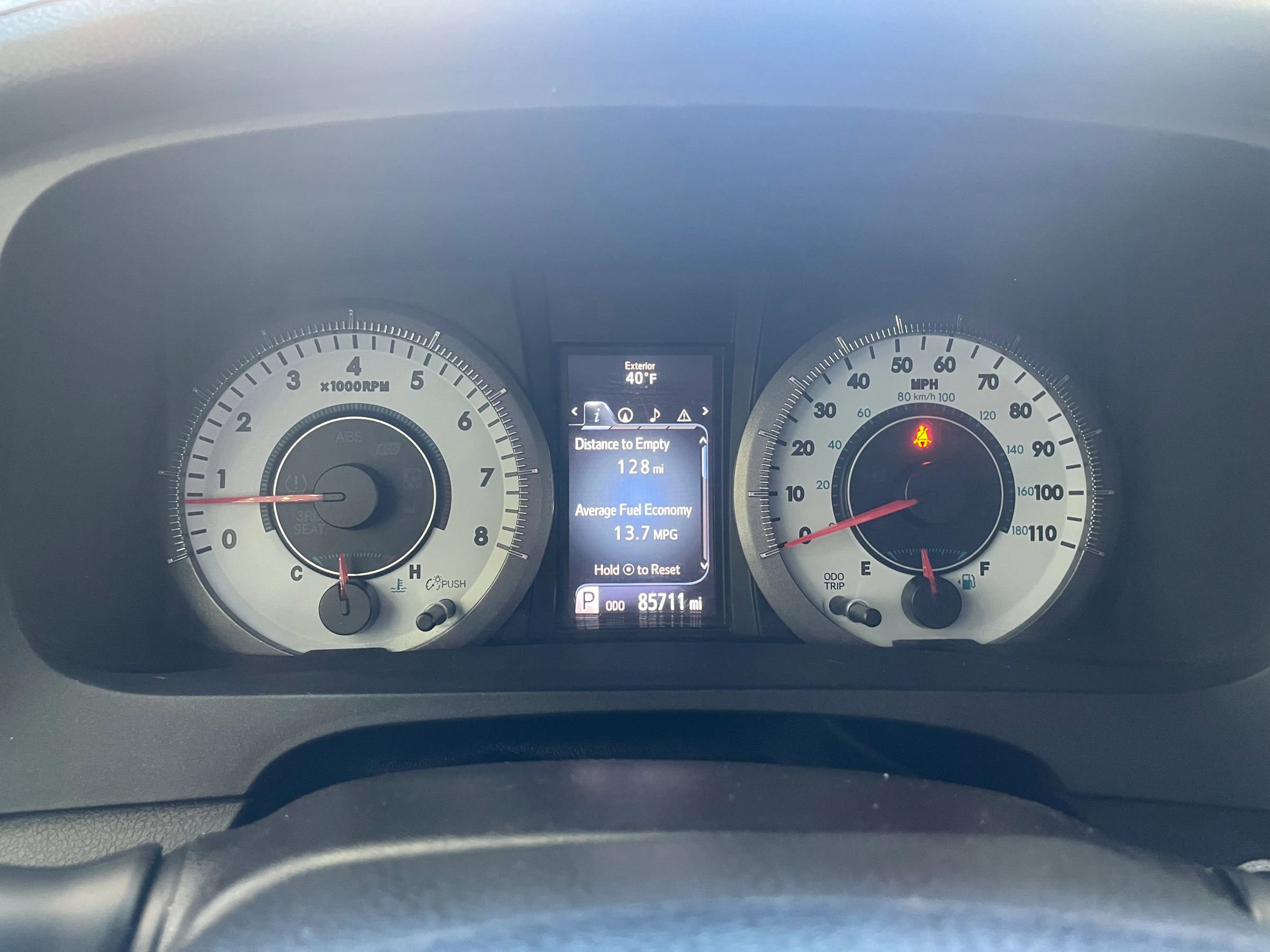 Used 2015 Toyota Sienna SE Premium image 12