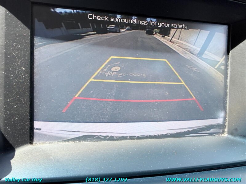 Used 2019 Kia Sorento FWD image 14