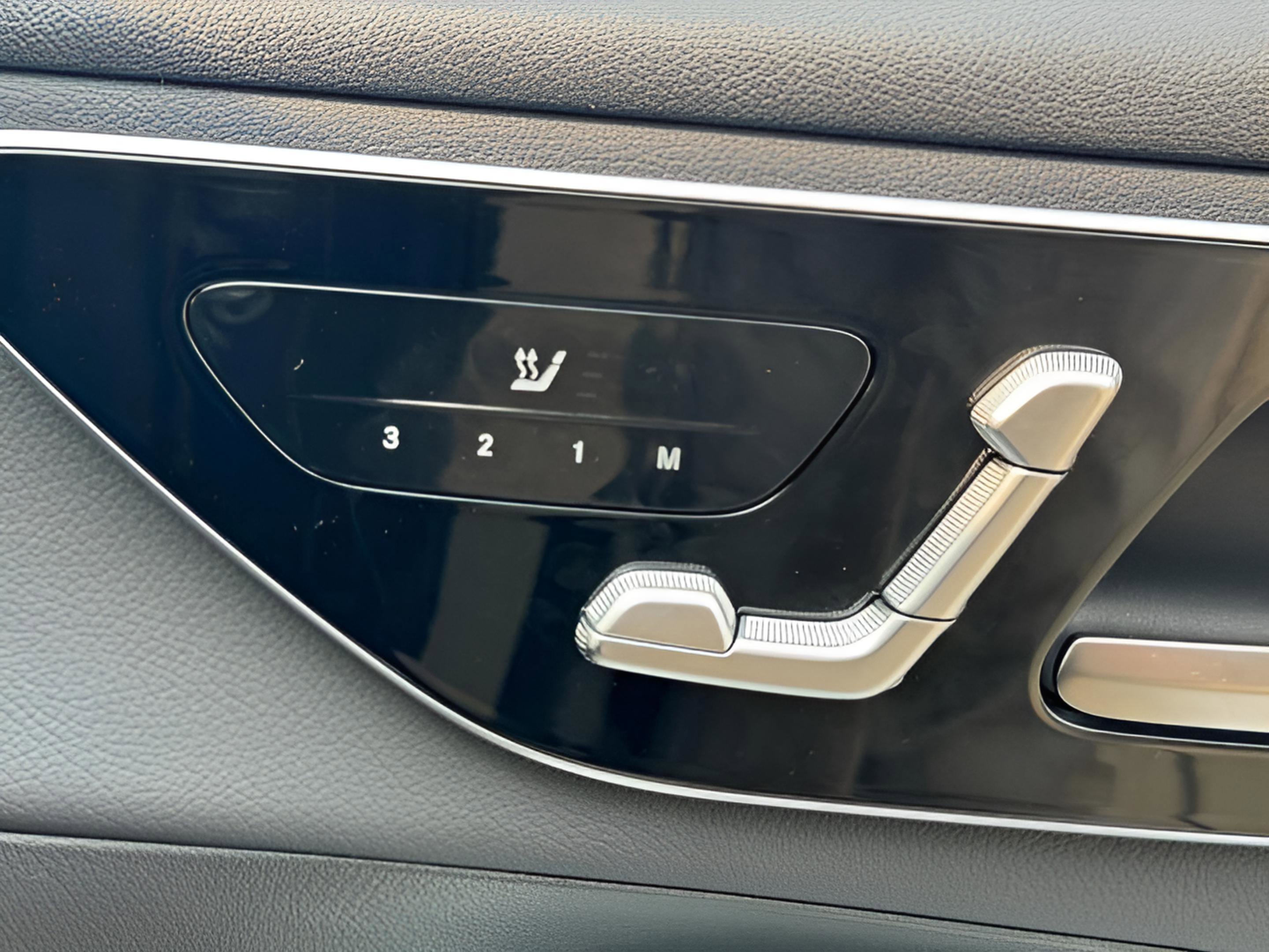 Certified 2025 Mercedes-Benz GLC 350e 4MATIC image 21